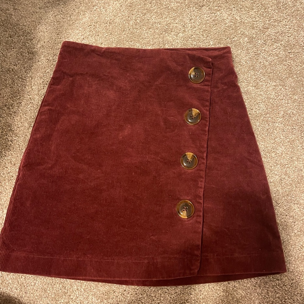 Burgundy bodycon skirt